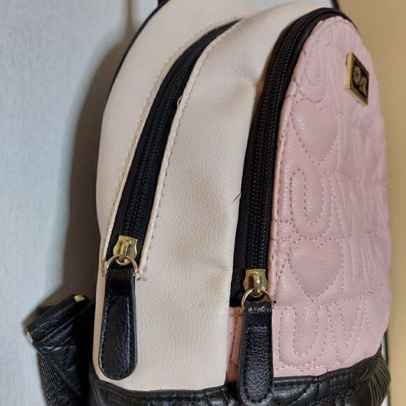 ‎Betsey Johnson quilted mini backpack pink black Lu Two - Picture 3 of 16